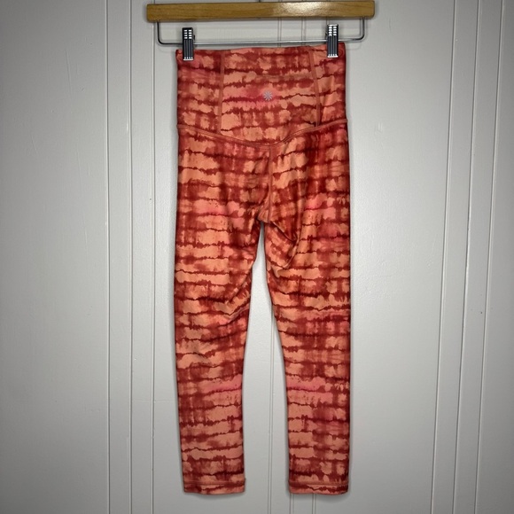 Athleta Elated Printed Capri Leggings - Picture 10 of 14